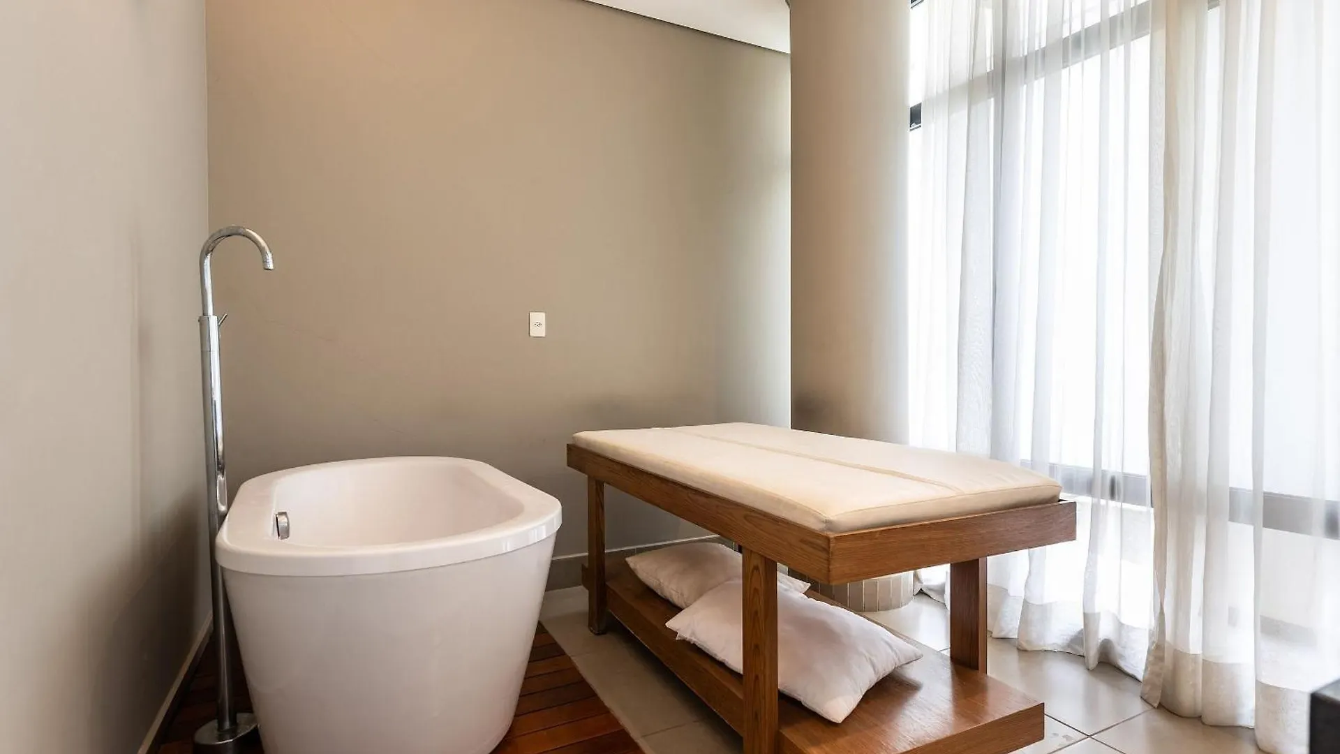 Loft Em Pinheiros C/ Piscina & Spa - Dna46 São Paulo