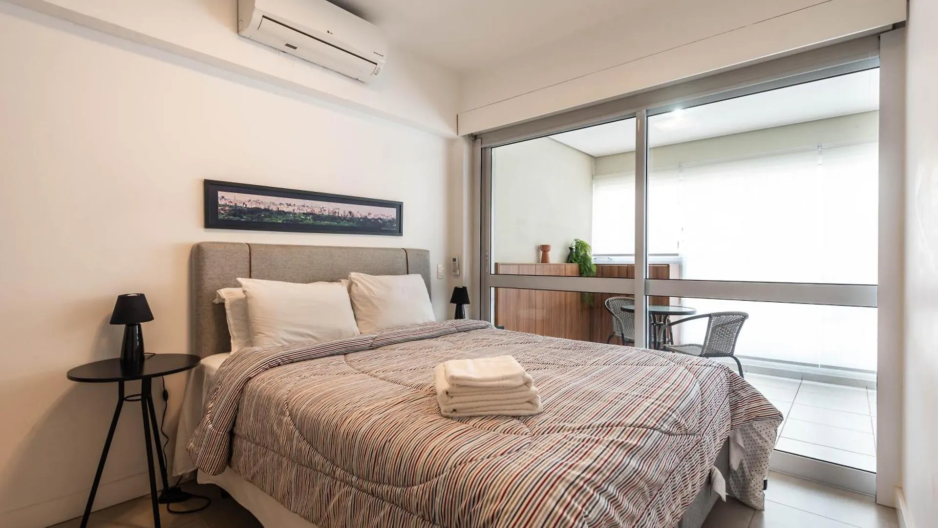 Apartment Loft Em Pinheiros Com Piscina & Spa Sao Paulo Brazil